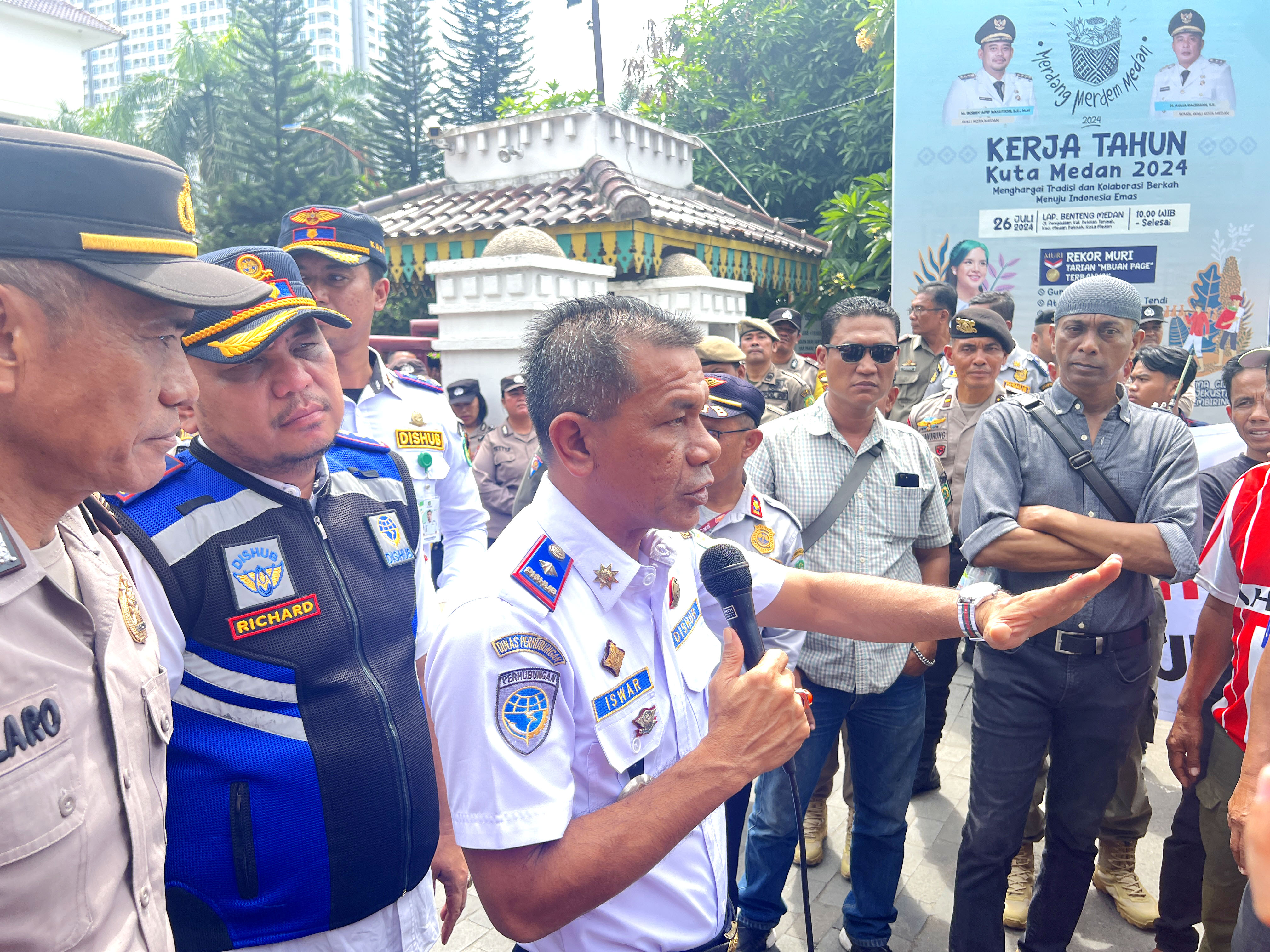 PELAKSANAAN PARKIR BERLANGGANAN DINILAI BELUM OPTIMAL, KADISHUB : KAMI MOHON MAAF, MASUKAN YANG POSITIF SANGAT KAMI PERLUKAN